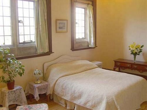 Cleeve House Bed and Breakfast Melksham Eksteriør billede
