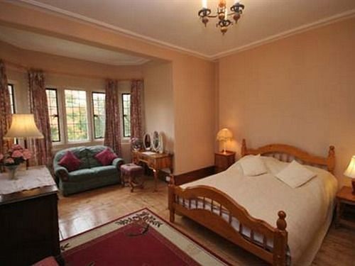 Cleeve House Bed and Breakfast Melksham Eksteriør billede