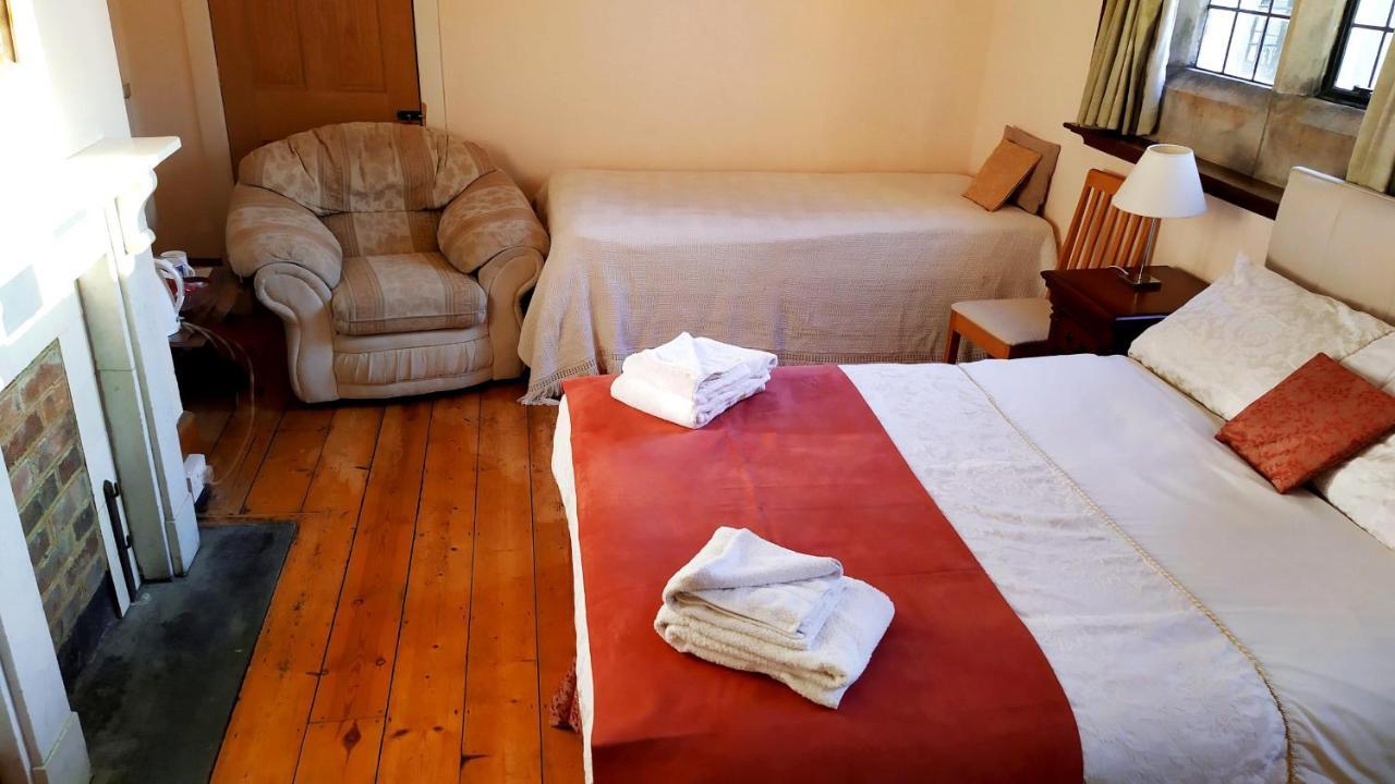 Cleeve House Bed and Breakfast Melksham Eksteriør billede